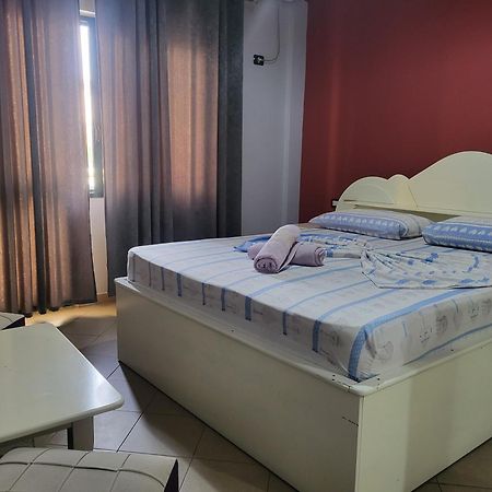 Hotel Europa Lezhë Buitenkant foto