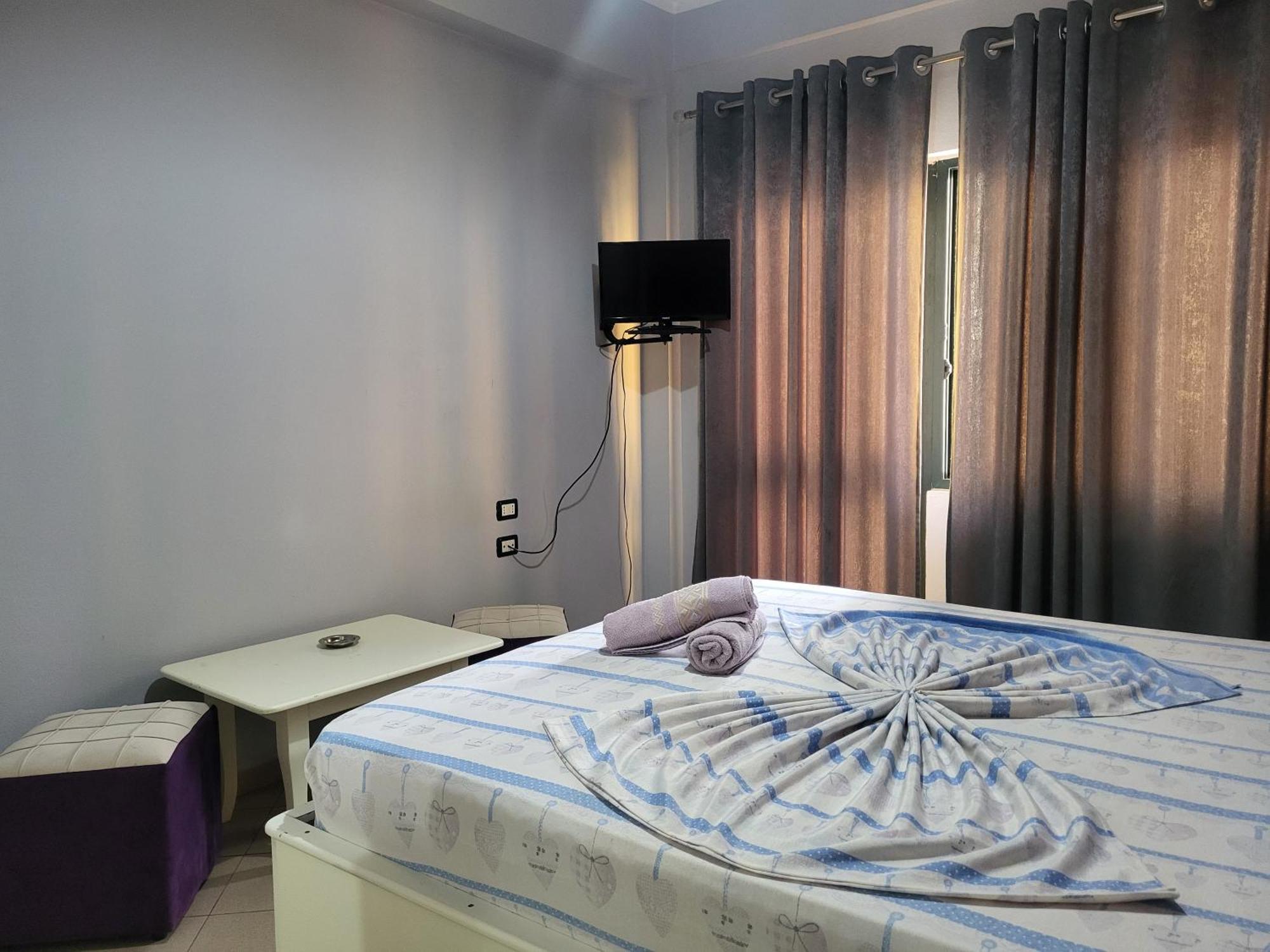 Hotel Europa Lezhë Buitenkant foto