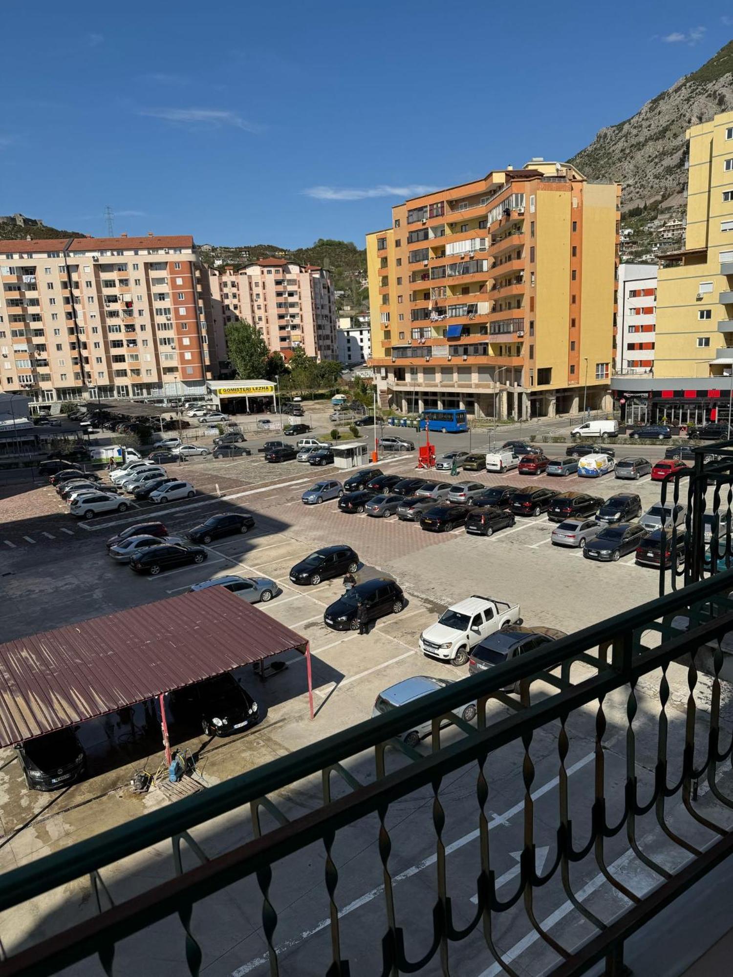 Hotel Europa Lezhë Buitenkant foto