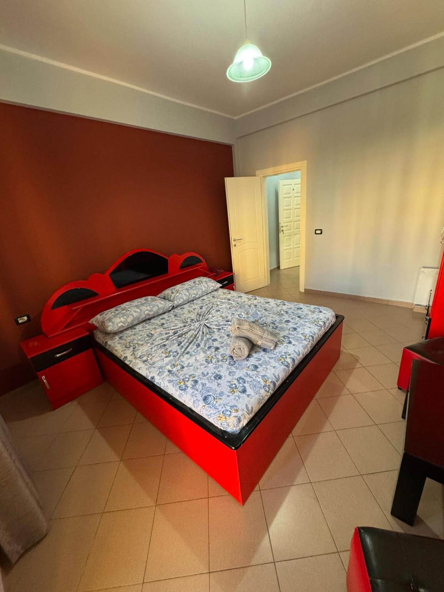 Hotel Europa Lezhë Buitenkant foto