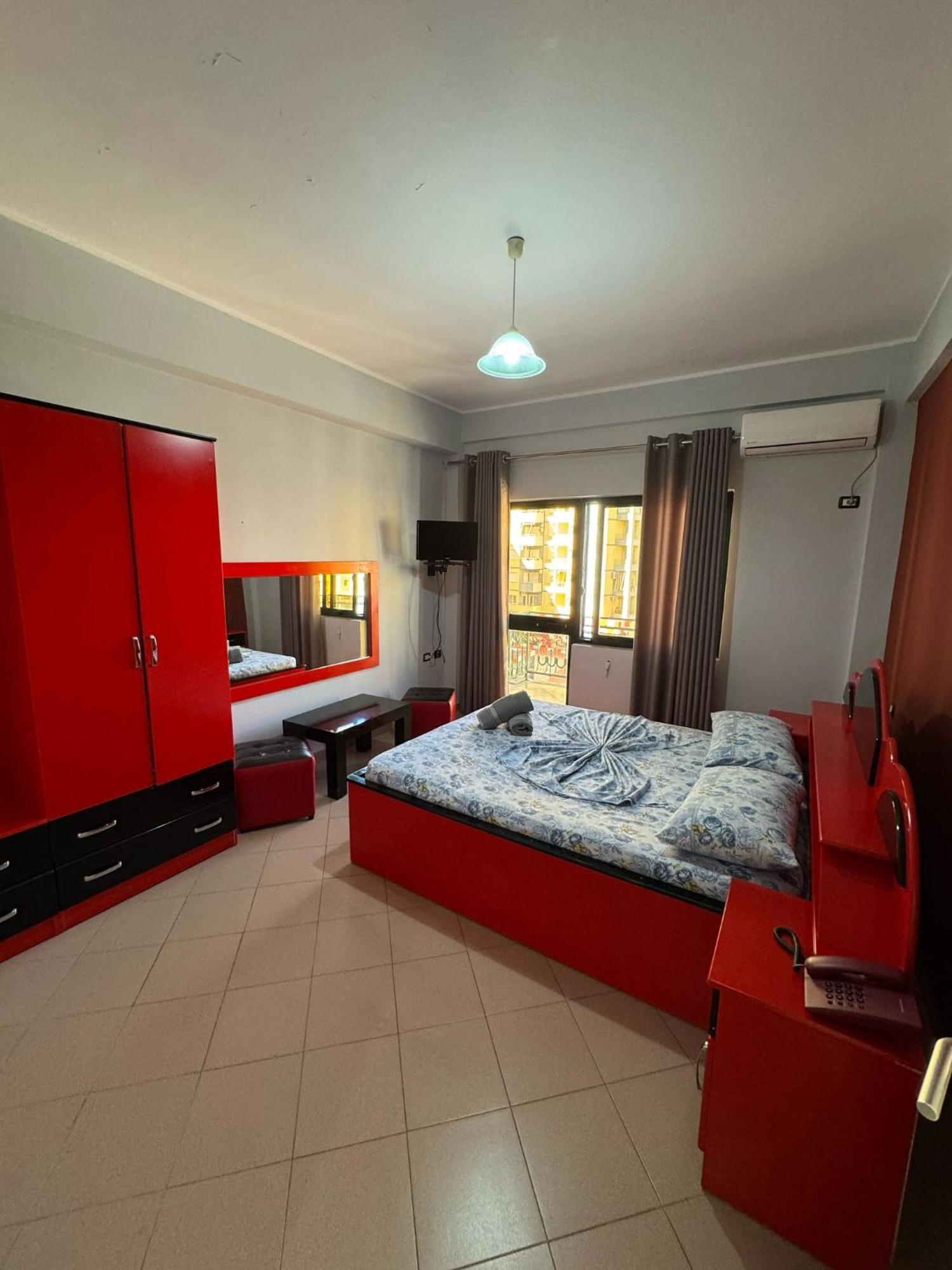 Hotel Europa Lezhë Buitenkant foto