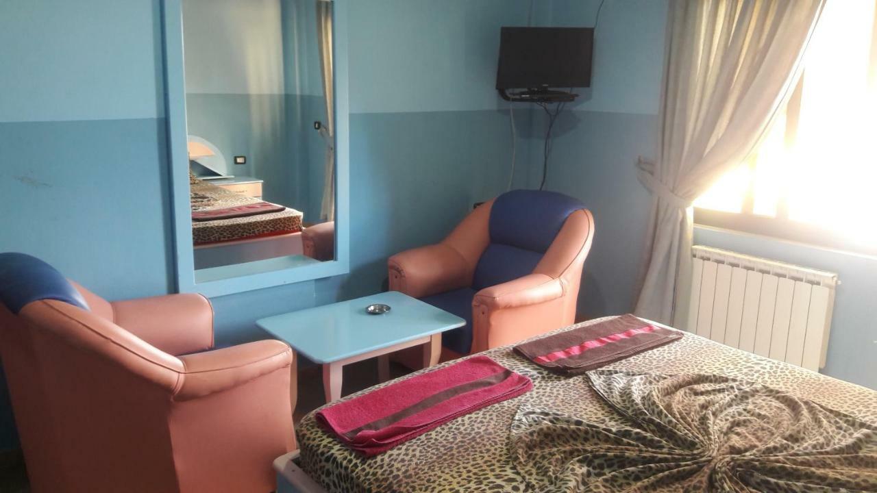 Hotel Europa Lezhë Buitenkant foto