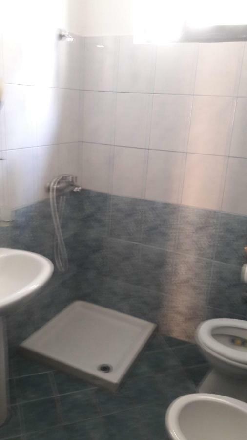 Hotel Europa Lezhë Buitenkant foto